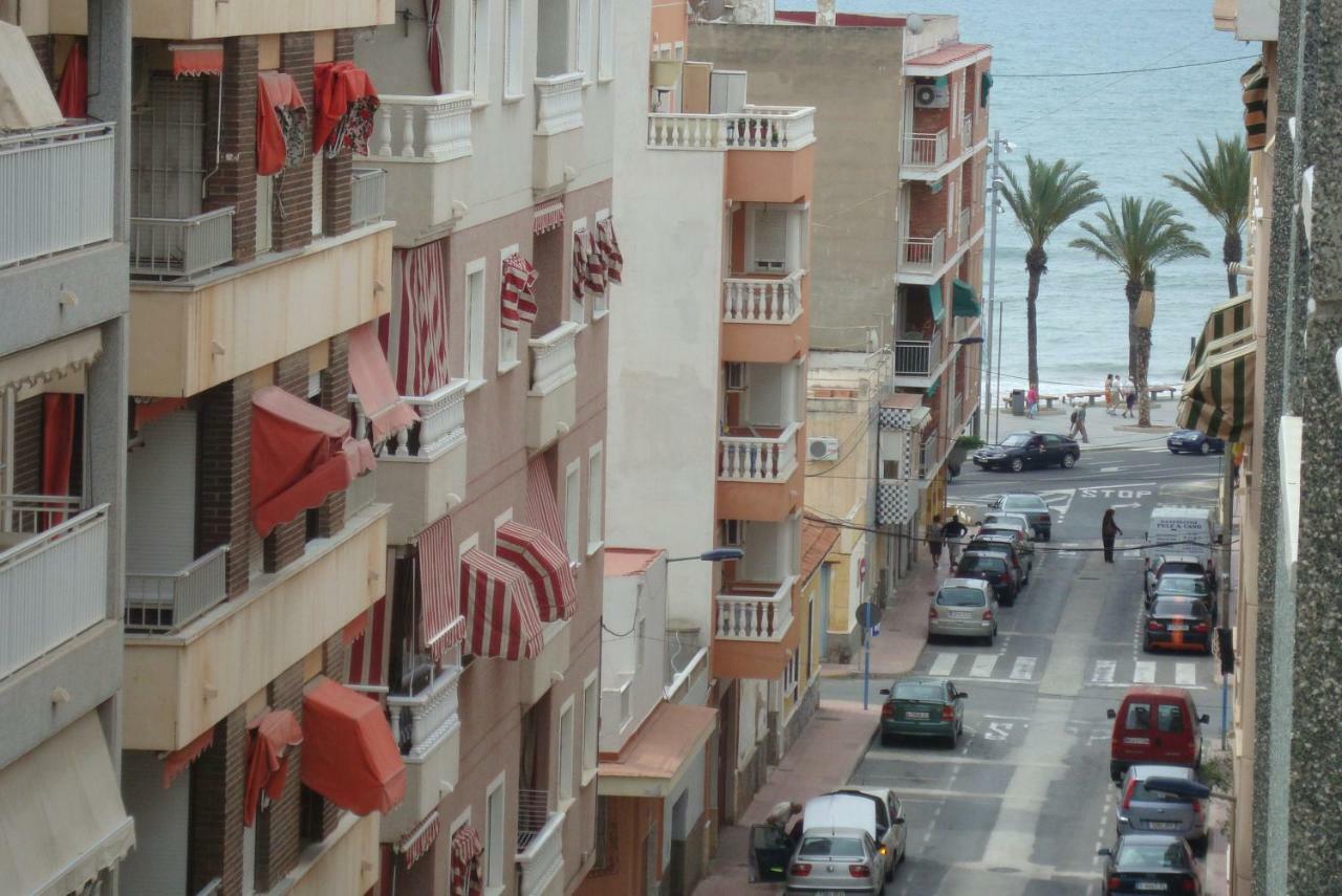 Apartamento Caballero De Rodas Torrevieja Exterior foto