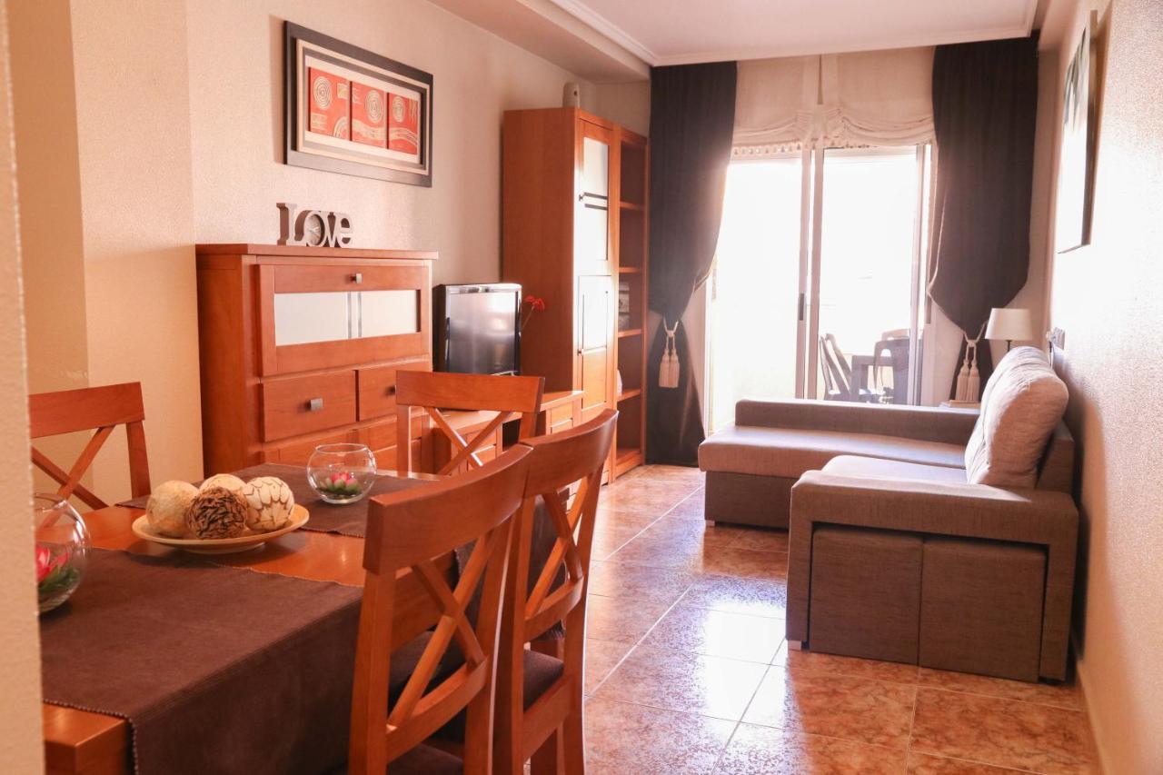 Apartamento Caballero De Rodas Torrevieja Exterior foto