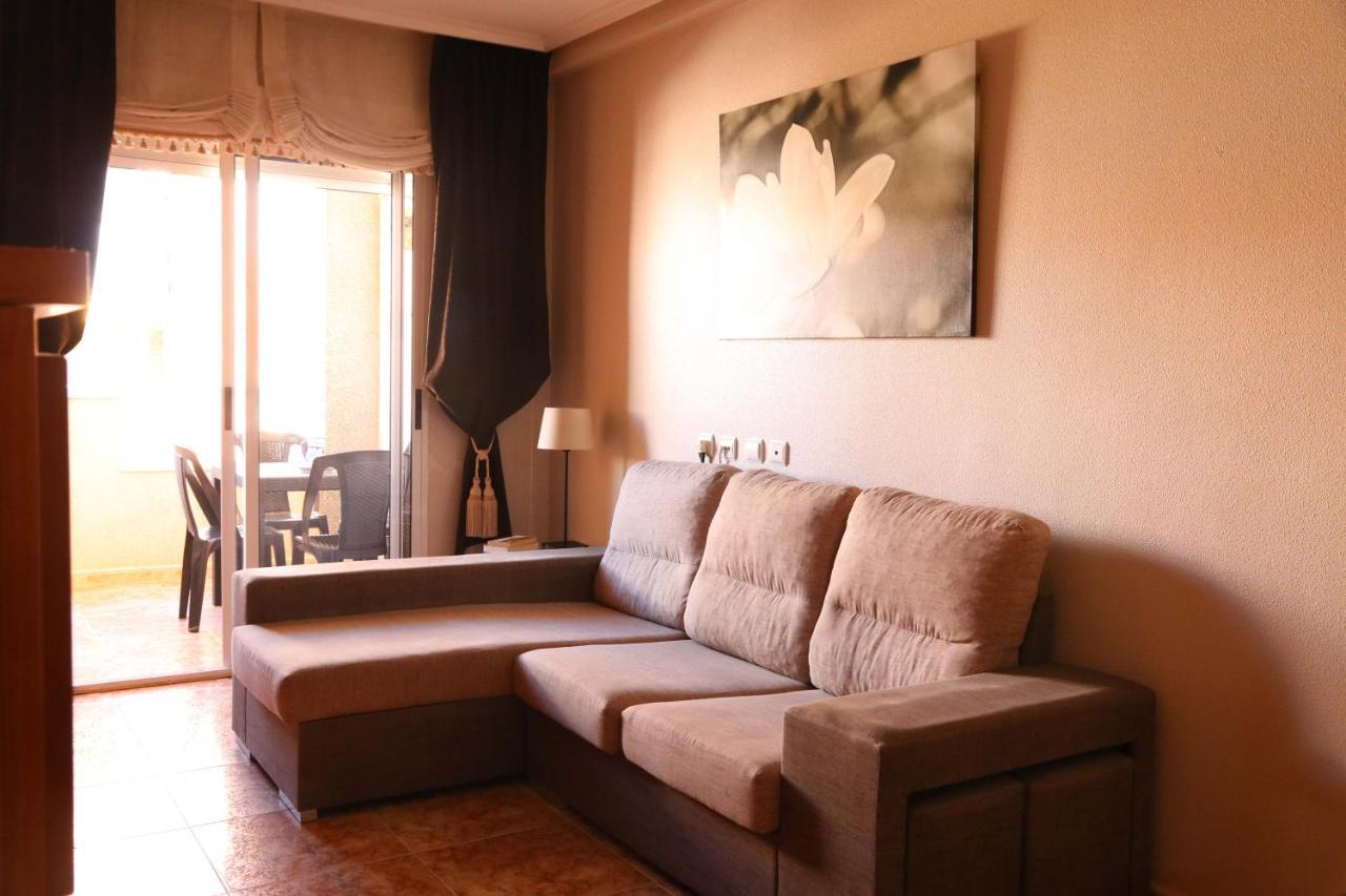 Apartamento Caballero De Rodas Torrevieja Exterior foto